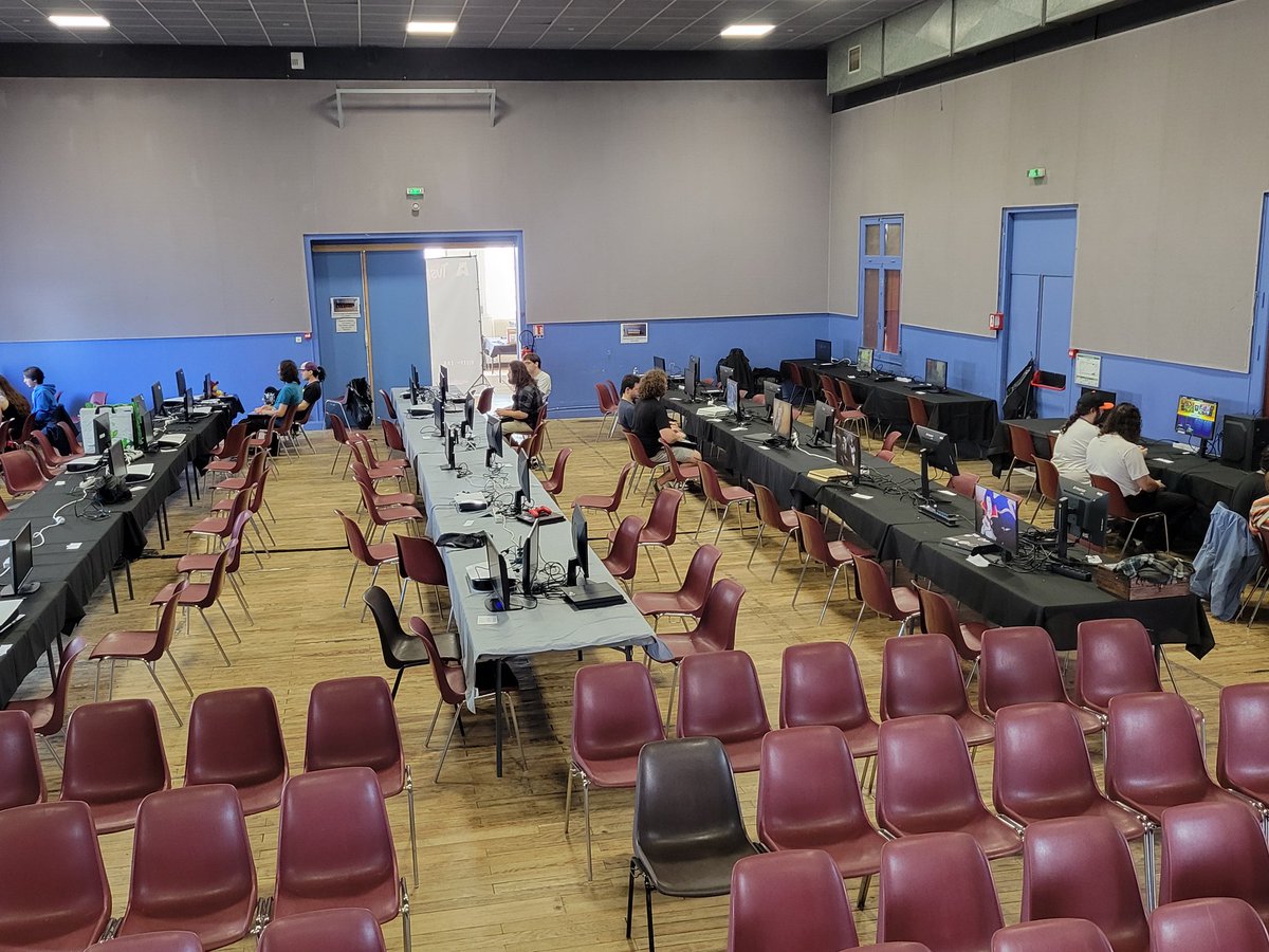 LVB_SWGA's tweet image. C'est le début du LVB 2025 !!!
Journée détente aujourd'hui avec le tournoir roulette à 15h.
On termine les préparatifs pour le stream qui commencera à 15h
#LVB2025