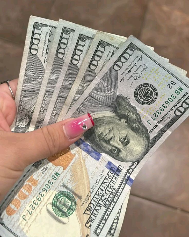 CASH FLOW

This is the money generated by a business organization from its activities as opposed to money which is borrowed .

It is the money that the business actually received ( cash inflow ) and that which it expend ( cash outflow) .