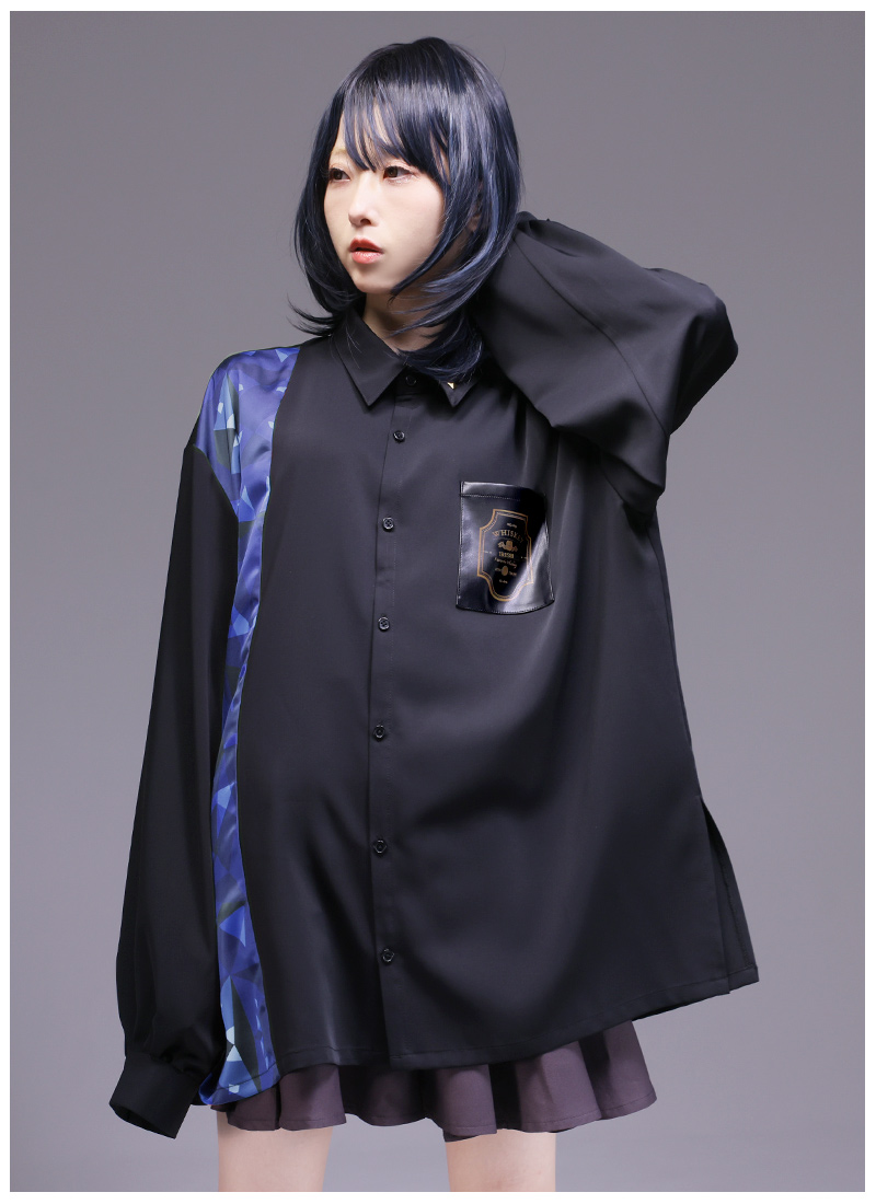 ffai1561
バーボンの男性モデル着用画像追加しました📸
ウイスキーモチーフのアシメシャツ
favorite-one.co.jp/view/item/0000…