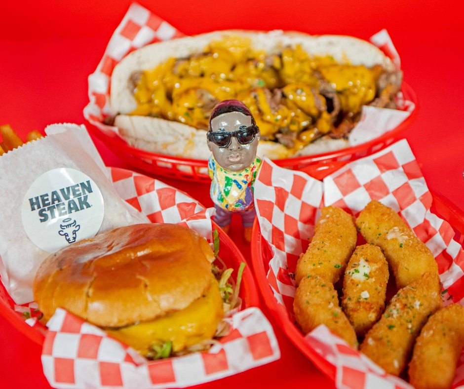 Steaks that sizzle. Burgers that drip. Fries that crunch. 🍟🔥
This is how we “spread love” at Heavensteak. 💯
👨‍👩‍👧 Bring the crew — 2x steak &amp; fries + 2x FREE kids meals (w/ drinks) tonight!
📅 Open today from 12, dine-in from 5.