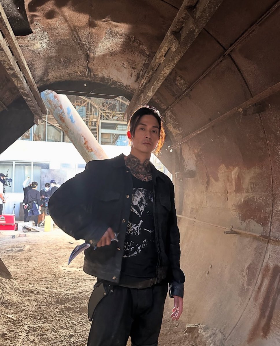 _Normallize's tweet image. Senggol bacok ato senggol cipok?