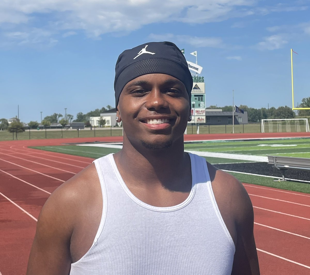 North linebacker Ricky White Jr. was voted the Courier &amp; Press high school football Player of the Week for Week 1

The senior had 6 total tackles (4.5 for loss) in a 33-22 victory over Castle. Complete poll results: bit.ly/3JChH8s