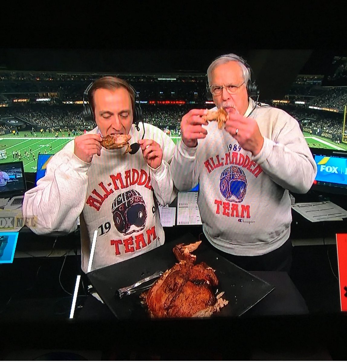 JasonPie2's tweet image. Anyone in the mood for Turducken?