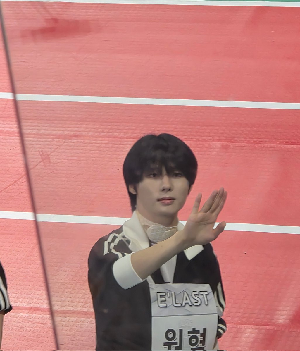 Awon2222's tweet image. 카메라 안가져가서 찍은게 없는줄알았는데 머가 있긴 했다 

#아육대
#ELAST #엘라스트 #エラスト

@ELASTofficial