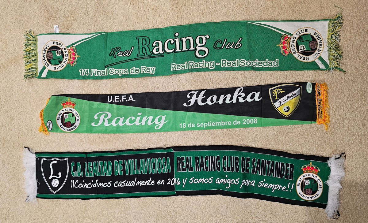 BrunoCendon's tweet image. Tres momentos muy distintos de la historia del @realracingclub han aparecido en una caja perdida en el fondo de un armario 🤔😁 #NoSeJuega #UEFA #2aB