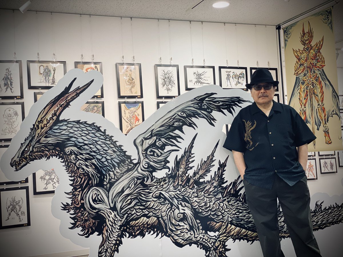 雨宮慶太 (@keitaamemiya01) on Twitter photo 牙狼画展の内覧会。沢山の関係各者、演者の皆さま、これからお仕事する皆様に見て頂きました。いよいよ明日から本番です。会場は撮影オーケーなのでお気に入りの牙狼画を発見してください・・・ね。#牙狼画展 牙狼画展の内覧会。沢山の関係各者、演者の皆さま、これからお仕事する皆様に見て頂きました。いよいよ明日から本番です。会場は撮影オーケーなのでお気に入りの牙狼画を発見してください・・・ね。#牙狼画展