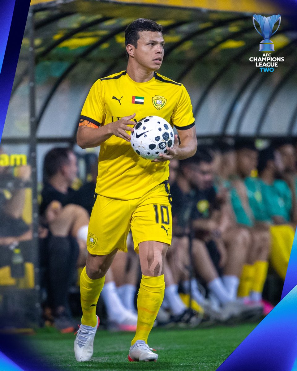 theAFCCL_ar's tweet image. عقل صانع لعب 🧠 إنهاء مهاجم ⚽

فابيو ليما 💛