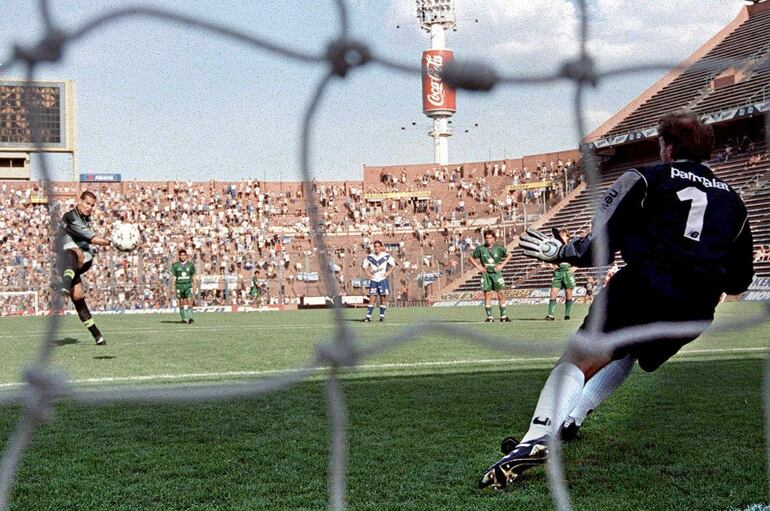 👇  Arqueros que convirtieron en Liga  🇦🇷  en 1° División

-  RSSSF Archive

rsssf.org/miscellaneous/…