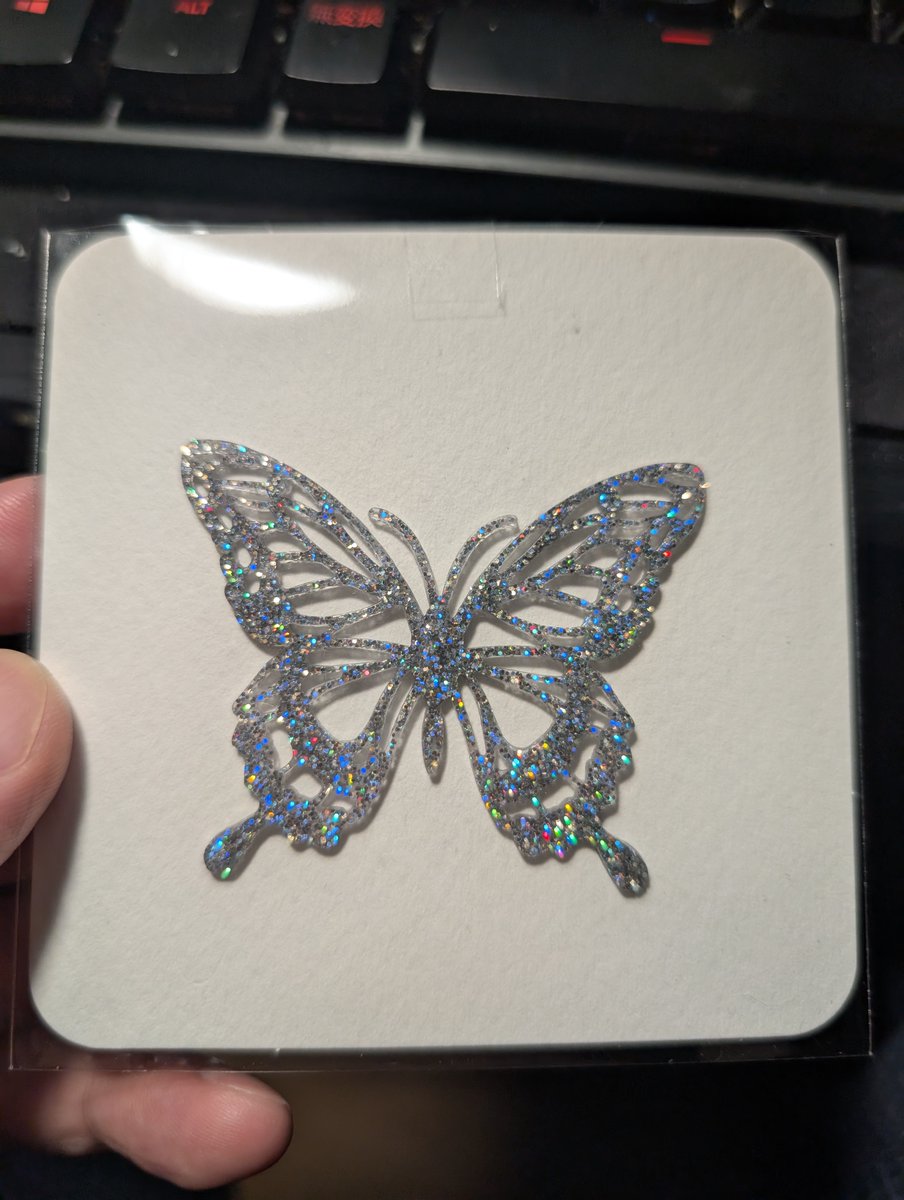 商品追加ついでに材料買い出しに手芸屋行ったら店員さんに認知されててワロタ
まあ手芸屋とか女性のお客さんばっかだしおっさんが客で来たらそら覚えられるか