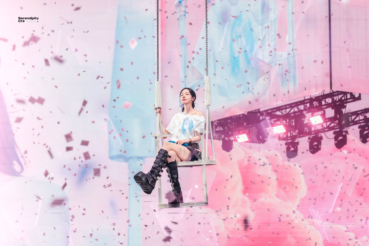 Serendipity_wt's tweet photo. 20250829 aespa LIVE TOUR -

🩷🎆

#윈터 #winter 
#에스파 #aespa https://t.co/NykGmDg6EU