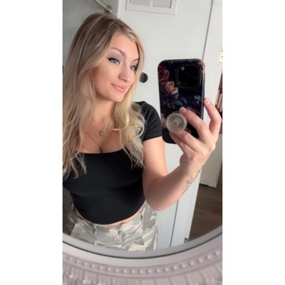 Ravenna Ember 🦋 tweet media