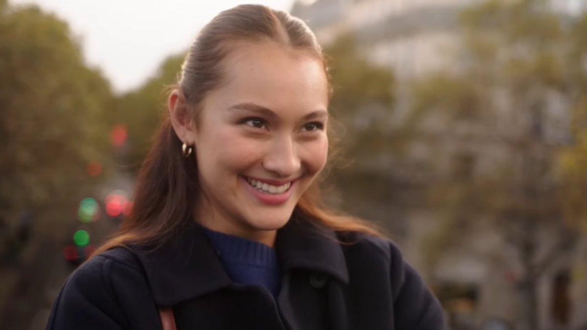 “i don't even know who i am anymore. 
i need to find the person that i can be.” 

BELLY CONKLIN'S SELF DISCOVERY JOURNEY HAS OFFICIALLY BEGUN