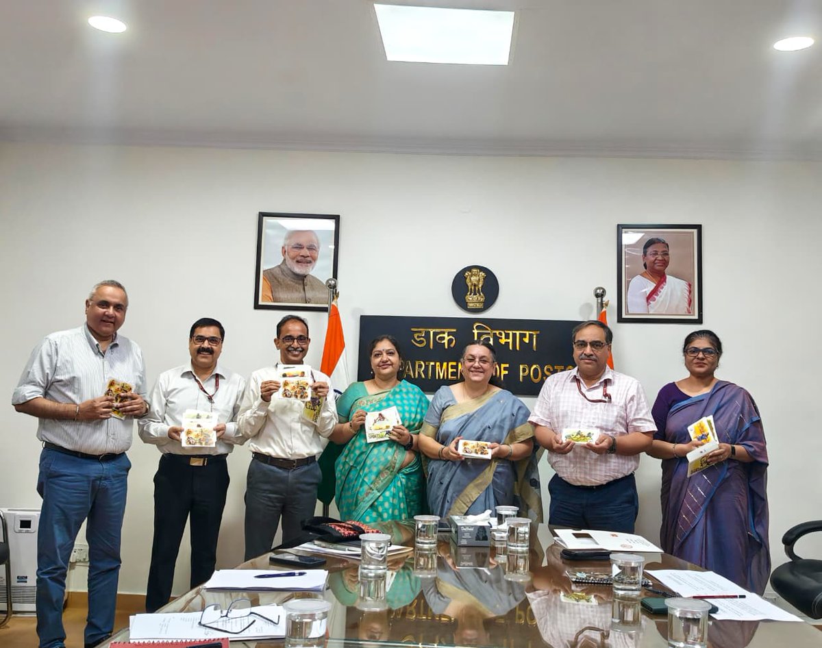 Today, on National Sports Day, we remember the legendary Major Dhyan Chand and his invaluable contribution to Indian hockey. 🏑

To mark the occasion, a Fit India Pledge was taken at Dak Bhawan, New Delhi, reaffirming our commitment to health, fitness, and the spirit of sports.