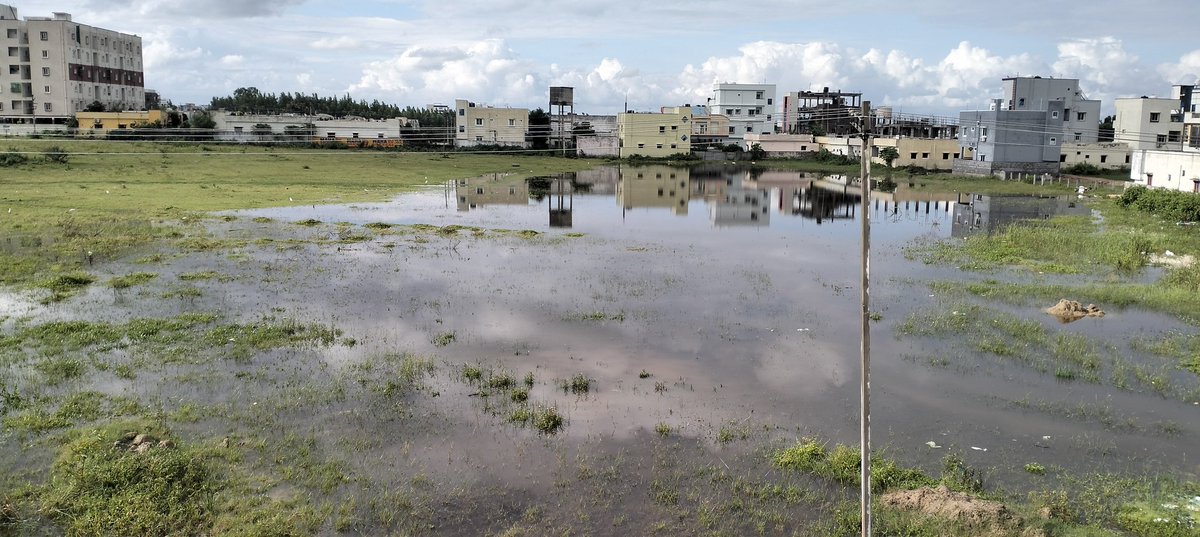 vasistareddy's tweet photo. Water releasing from GollaKunta, Chitkul towards residential areas like Radhamma Colony without any intimation. Please take necessary action to stop these activities.

#patancheru #sangareddy #sangareddycollector #isnapur @Collector_SRD @MC_Sangareddy @MCISNAPUR https://t.co/sKIqKAVZ3O