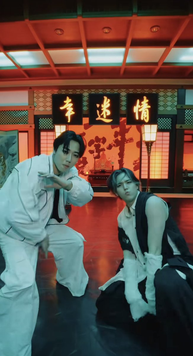 1119Joy's tweet image. ブレイキンかました後のセイラン🤍
2人のダンスもーっと見たい⚔️
#MAZZEL_DANGER
#SamuraiChallenge
vt.tiktok.com/ZSAxx5sa4/