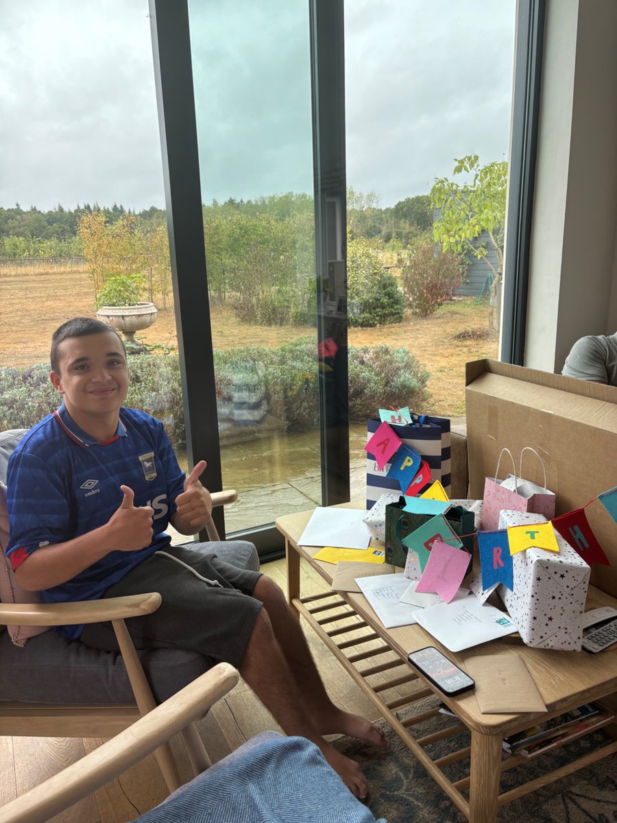 Farmingfox's tweet image. Our own Tractor Boy @TownrowMat72678  is 18 today, showered him with gifts, even a message from @sammorsy08 (thank you Sam!) and then Mark Ashton eclipses it all 🚜💙⚽️ @IpswichTown #itfc #nunez #cugganoileverywhere