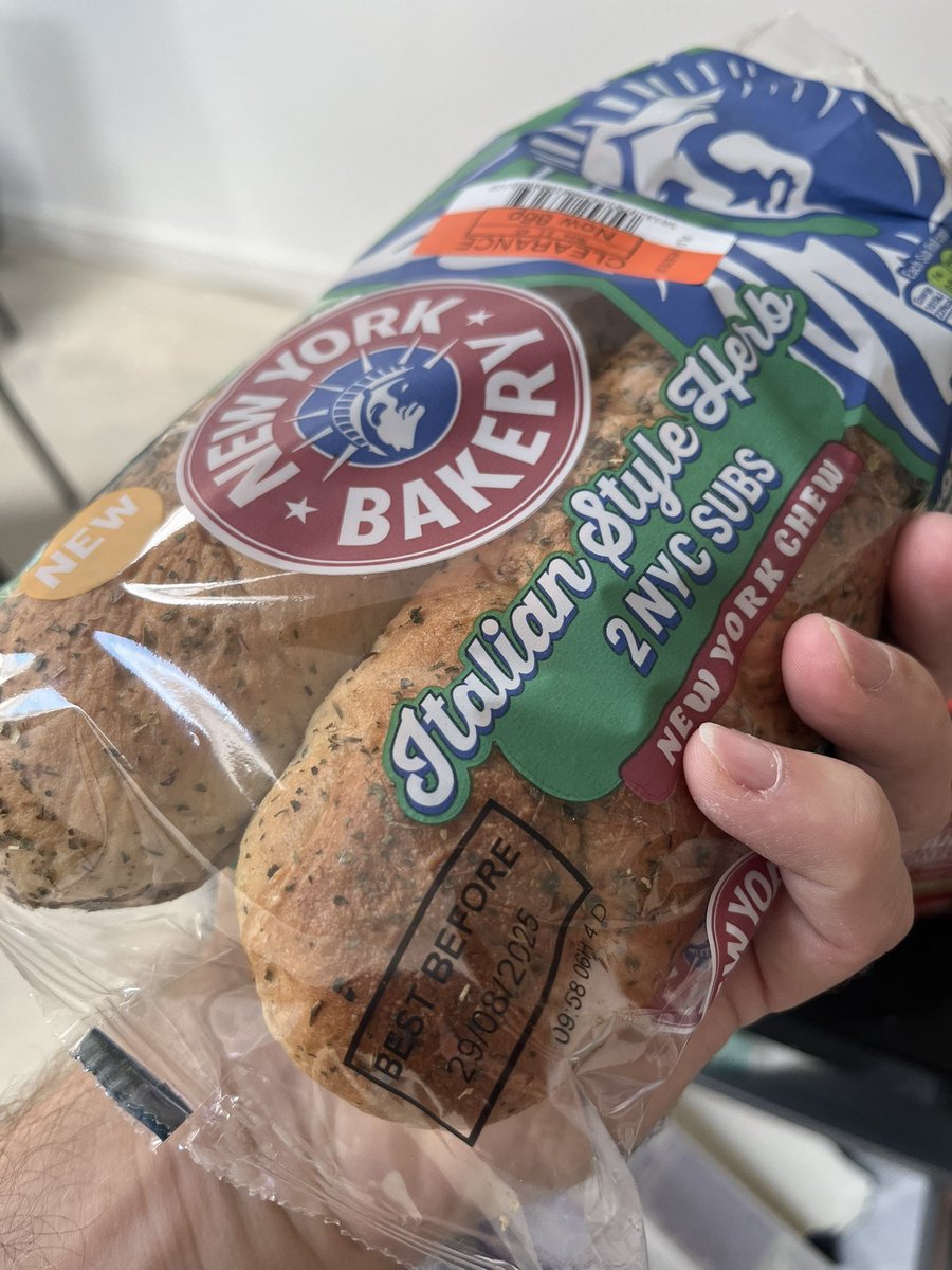 bobpard's tweet image. Thanks @coopuk bought some rolls for my lunch dated today and they are mouldy