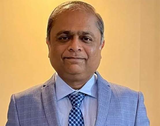 BIG NEWS 🚨 सुप्रीम कोर्ट की पांच जजों की पंचायत यानी कोलेजियम ने पटना हाई कोर्ट के चीफ जस्टिस 

विपुल मनुभाई पांचोली और बॉम्बे हाईकोर्ट के जज आलोक अराधे को अपलिफ्ट कर सुप्रीम कोर्ट का जज बना दिया है.

लेकिन कोलेजियम जजों की सदस्यों में से एक जस्टिस बी.वी नागरत्ना ने जस्टिस विपुल