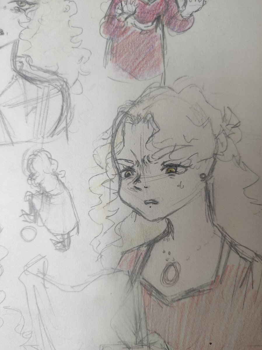 2022: "mira lo pura que soy" vibes
2025: "estoy rodeada de ineptos y espero que os escupan en la cara" vibes