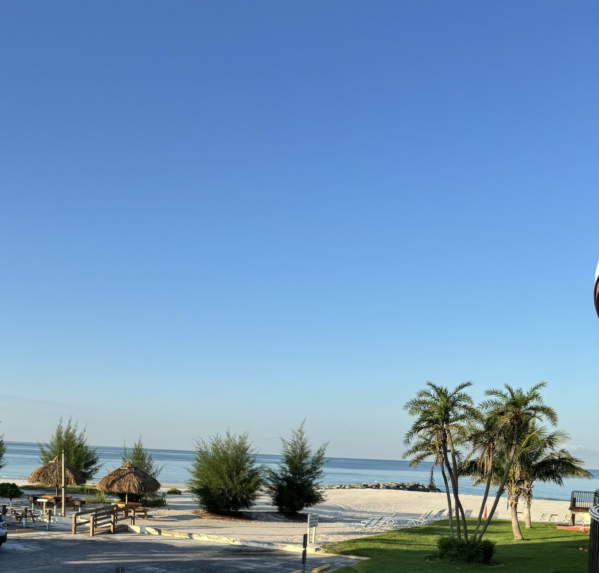 Early morning sunrise…🏝️