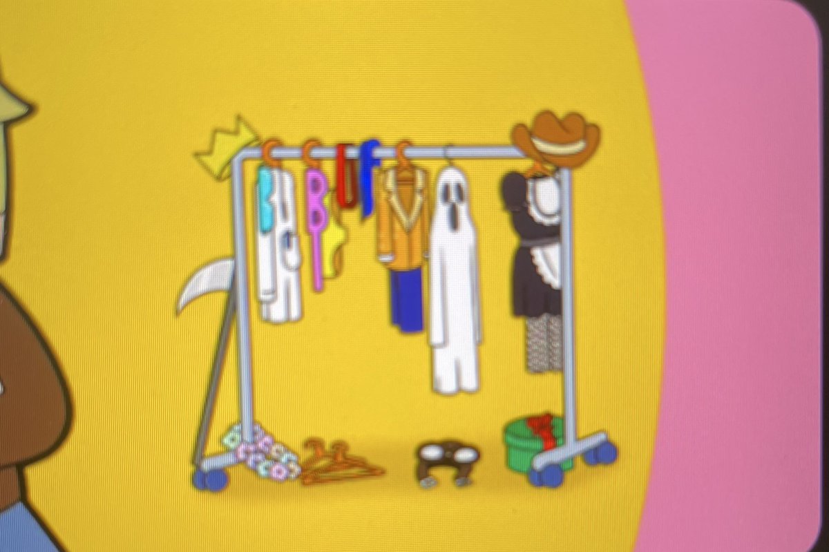 Just noticed this little section of Zed’s YT banner - I was like awww how cute it’s a little throwback of all his past skins

And then I saw the maid dress 😭😭

But ALSO WormMan and Zeddeath mention‼️‼️ We win