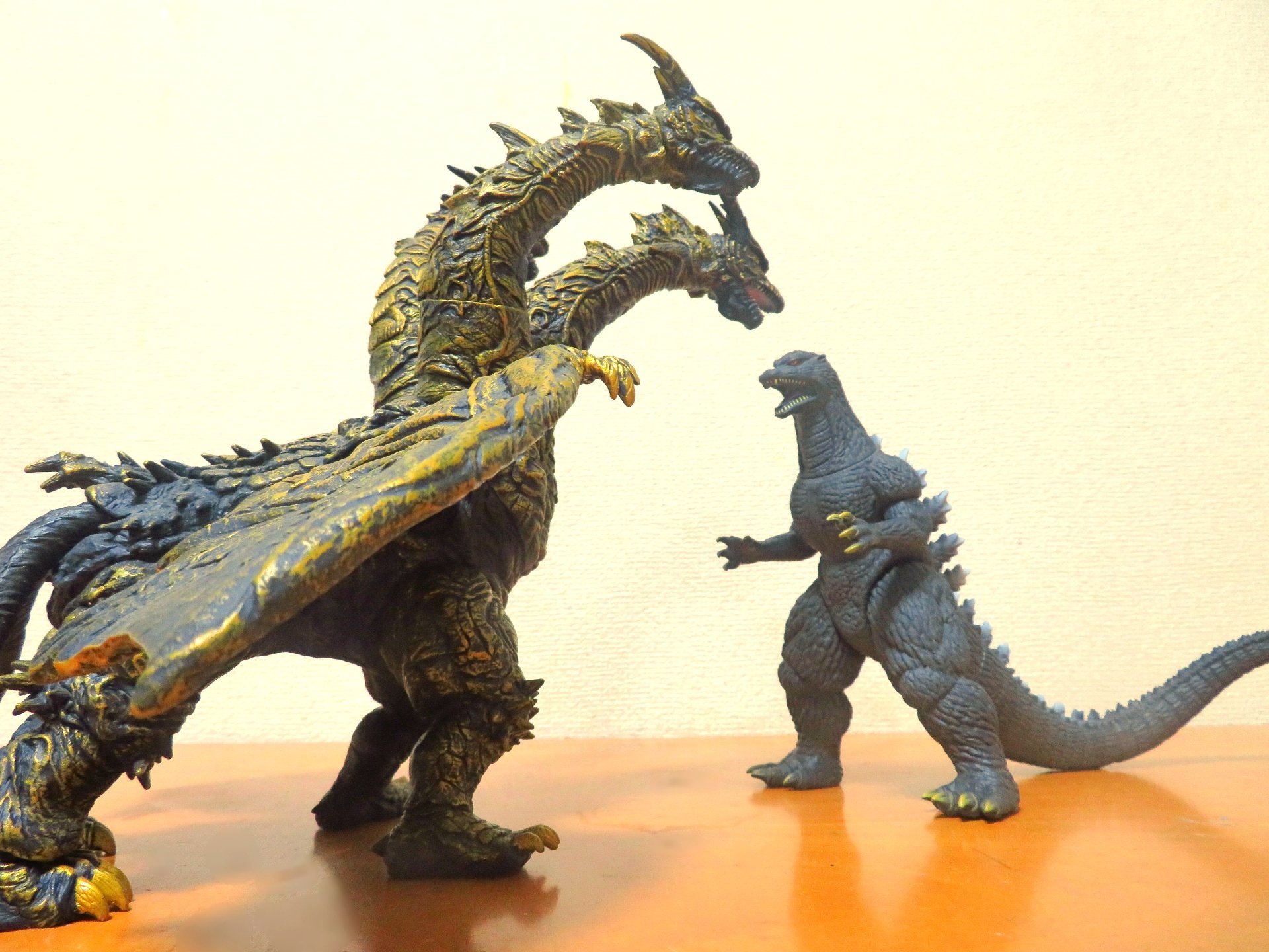 【未使用 タグ付】ムビモン ゴジラＦＷ「モンスターX」旧型ソフビ 雅miのお部屋 on X: 