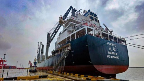 AsiaCosco's tweet photo. COSCO SHIPPING Provides Customized Transportation Solutions for Georgia’s Largest Single-Capacity Wind Power Project

https://t.co/UUO903dXDL https://t.co/5pwAq6aoGe