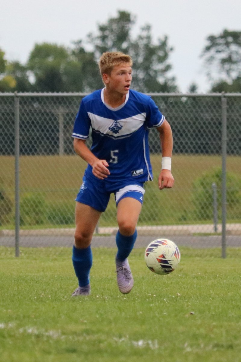 With his 2 goals vs. Madison, senior Ethan Smith becomes just the 4th player in Greensburg history to reach 100 career points. Ethan's 36 goals and 29 assists give him 101 career points with 9 regular season games left to play. Congrats, Smitty! So proud of you, <a href="/ethan_smith526/">Ethan Smith</a>