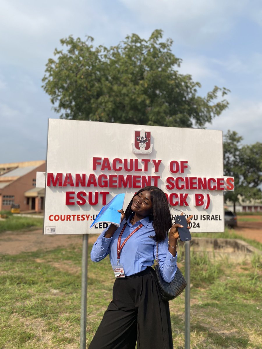 James_Giftey's tweet image. Project defence: conquered with grace and gratitude ✨
#FinalYearStudent
#CampusLife 
#ProjectDefence