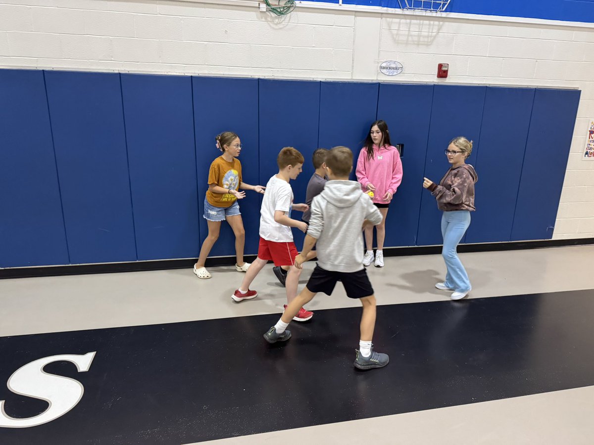 Burlington Elem. PE tweet media