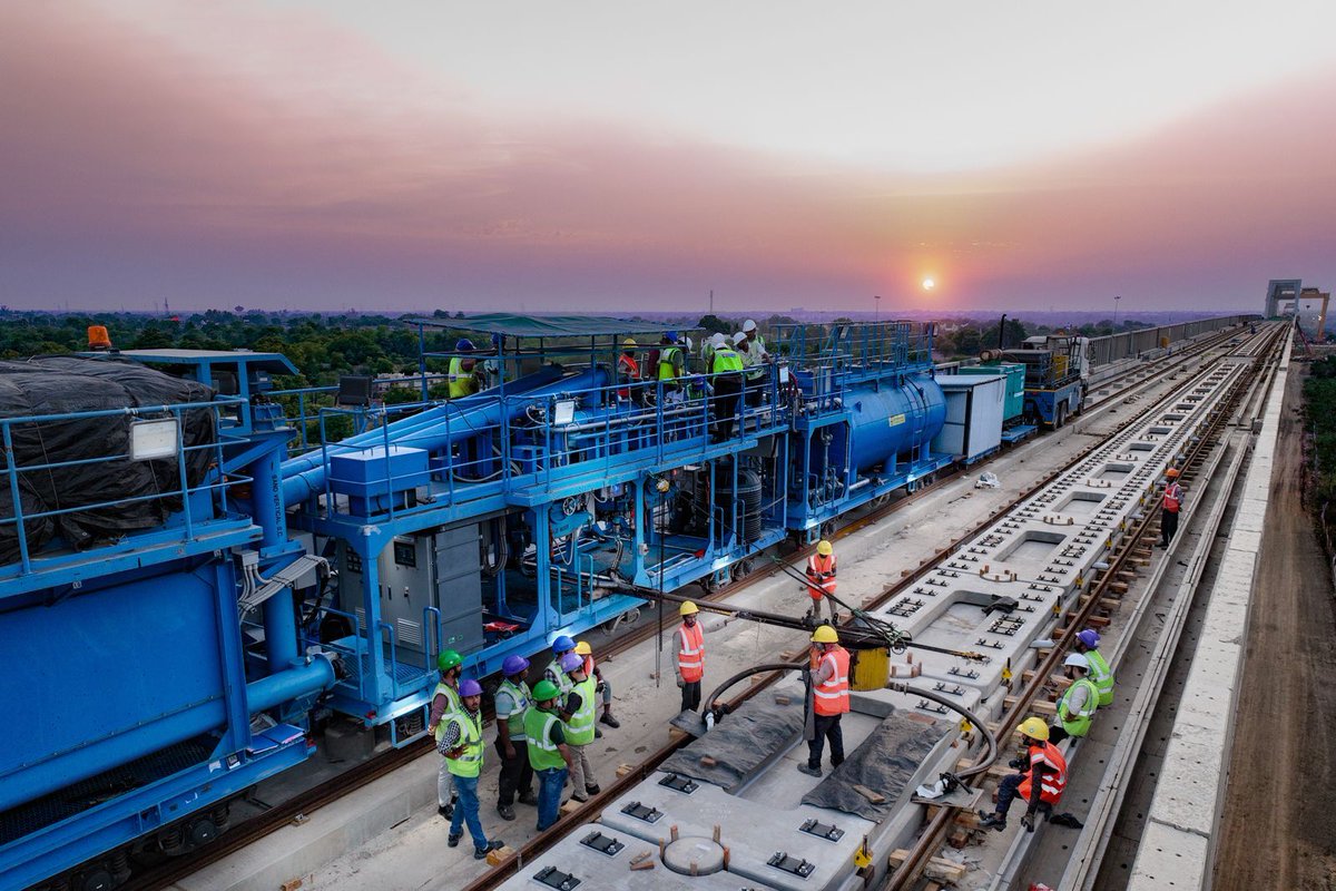 RailAnalysis's tweet photo. #MAHSR Project Update: #NHSRCL accelerates progress on the #BulletTraincorridor across #Gujarat and #Maharashtra
Read more: https://t.co/fdEep0Lj0i
@nhsrcl
#OHE #Construction #Transforminggujarat #Bridges #Stations #HSR #Highspeedrail #Infrastructure #Railanalysis https://t.co/hWn4gTrJ35