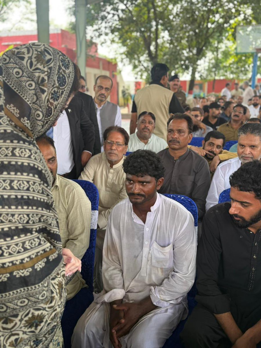 Azma Zahid Bokhari tweet media