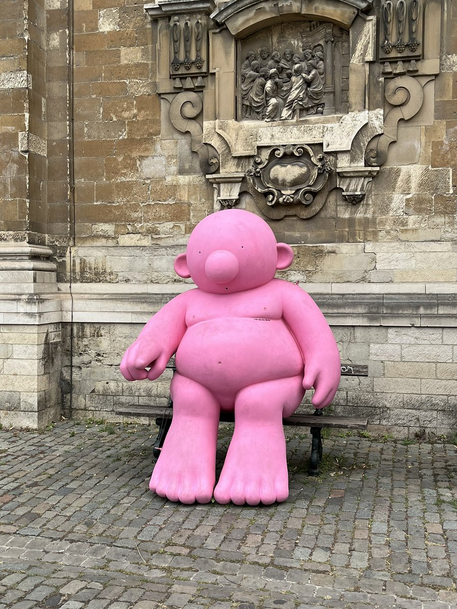 Apizzat's tweet image. Bruxelles 🇧🇪