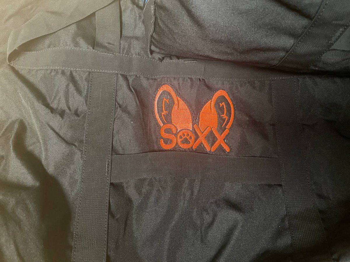 Fancied Up some softbags for our Fursuits :D

I added some shoulder Straps, and Patches to make them easy to carry, and stand Out in a Lounge with thousand of Suits and probably similar carry solutions from other people.

Ready for #Eurofurence :P