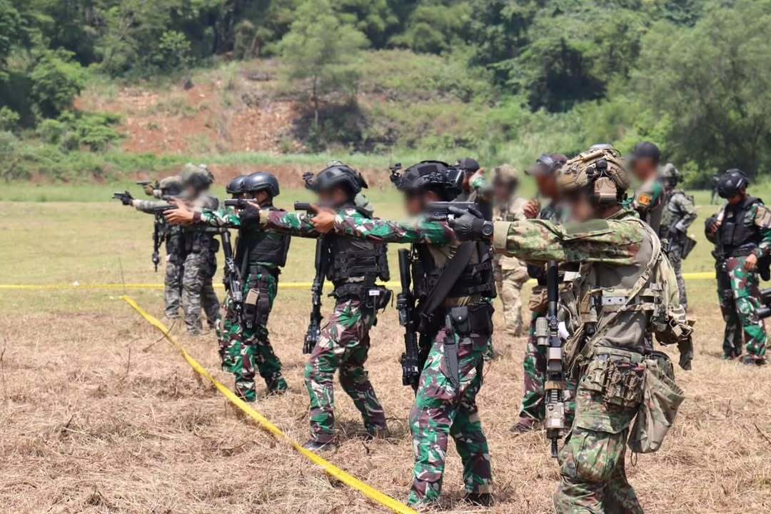 ColdJasonMF's tweet image. 🇯🇵JGSDF SFGp in Indonesia, 2025.
#tactical #specialwarfare #specialforces #military #Japanese #sfgp #tier1 #gears #specialoperation