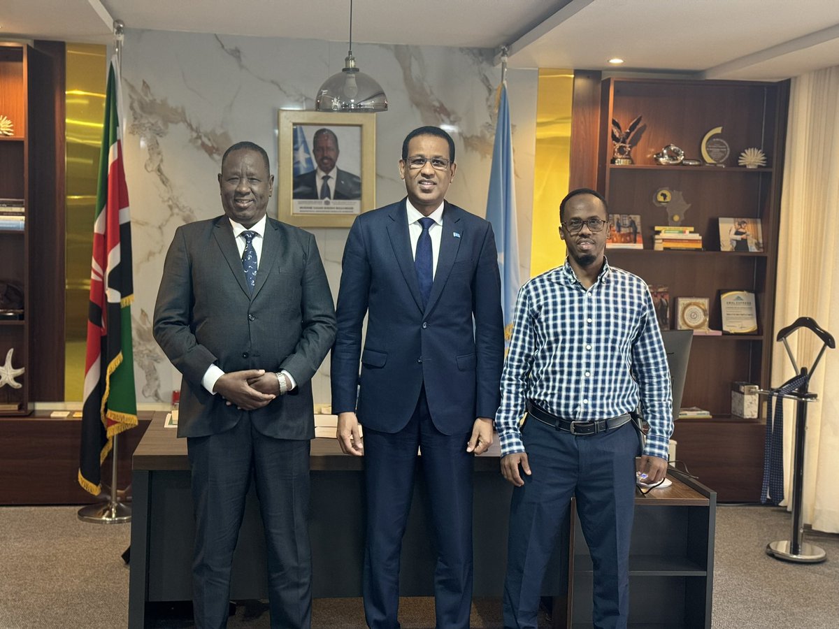 Somali Embassy-Kenya🇸🇴 (@somaliainkenya) on Twitter photo Somali #Football Federation President Ali A. Mohame paid a courtesy visit on Somali Amb <a href="/Ijabril/">Jabril Ibrahim Abdulle</a>, Discussed support for Somali clubs. SFF & #Somalia Embassy will work closely to ensure our players have the support, facilitation, and environment they need to succeed in tournaments Somali #Football Federation President Ali A. Mohame paid a courtesy visit on Somali Amb <a href="/Ijabril/">Jabril Ibrahim Abdulle</a>, Discussed support for Somali clubs. SFF & #Somalia Embassy will work closely to ensure our players have the support, facilitation, and environment they need to succeed in tournaments