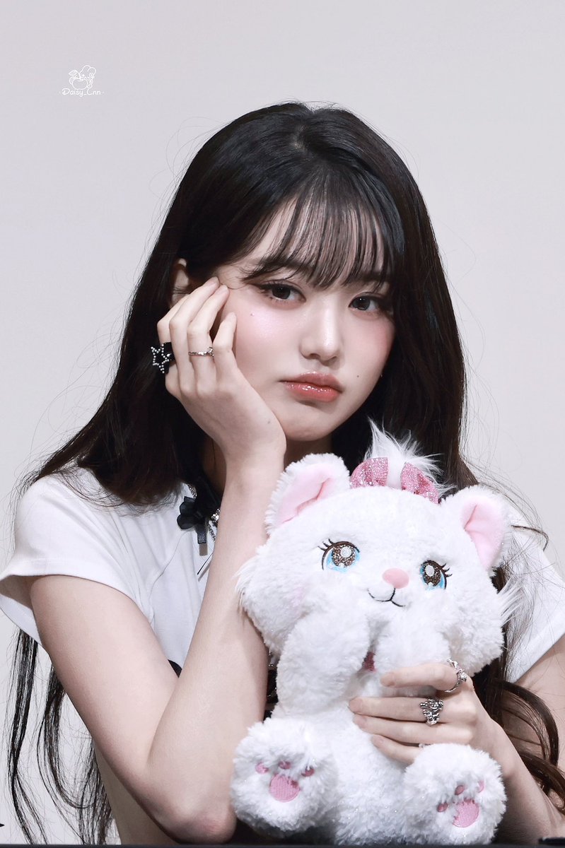 Daisy_Lnn's tweet photo. 25.08.29

#아이브 #IVE #장원영 #JANGWONYOUNG #원영 #WONYOUNG #ウォニョン https://t.co/TH944DCcFN