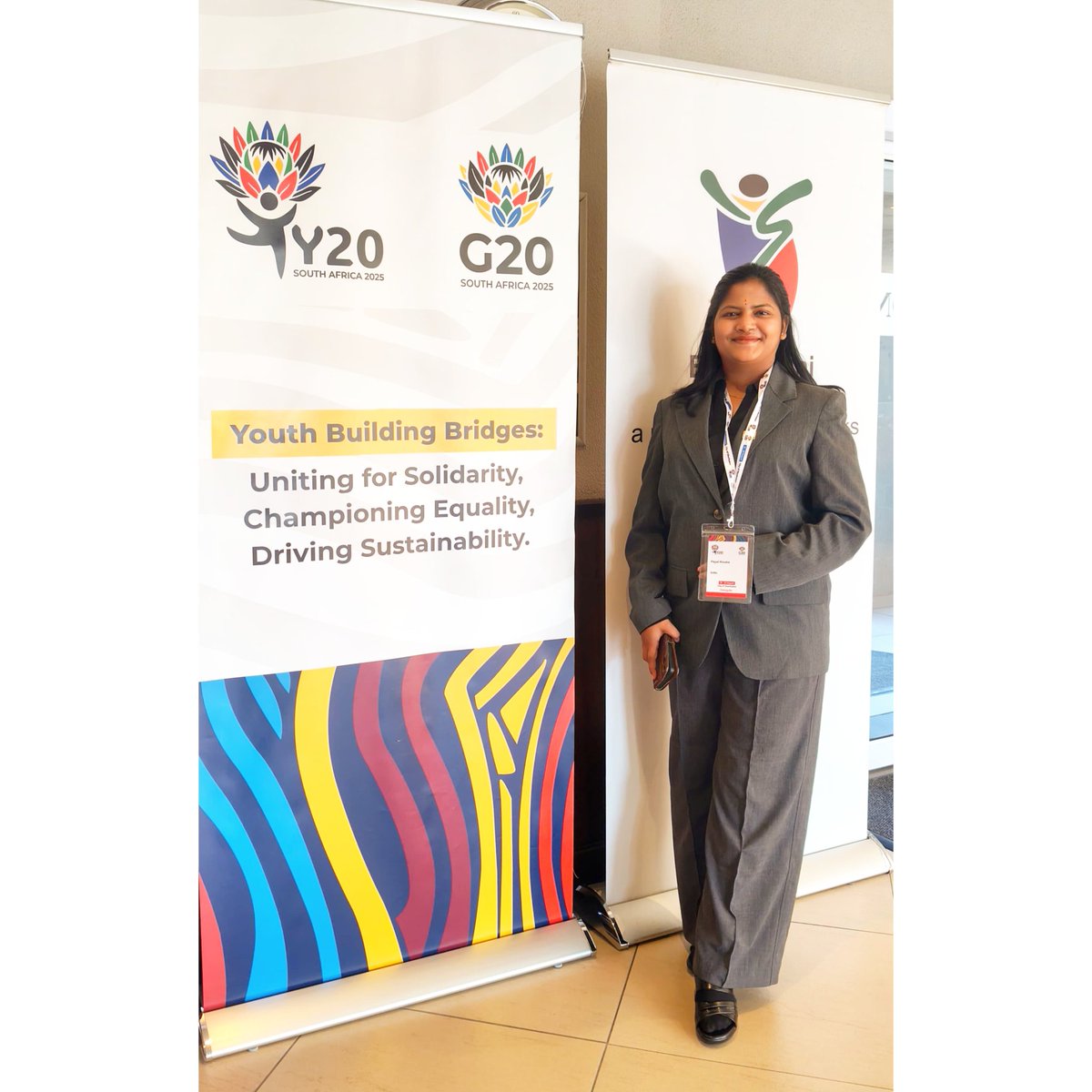 KinakePayal's tweet photo. Y20, South Africa… एक असा प्रवास जिथे. भारताची संस्कृती, विचार आणि ‘वसुधैव कुटुंबकम्’ ही भावना जगासमोर मांडण्याची संधी मिळाली, ही माझ्यासाठी मोठी अभिमानाची बाब आहे. हा अनुभव शब्दांच्या पलीकडचा आहे. 

#mypridemytiranga
#indiapictures #tirqngalover🇮🇳

@abvpvidarbh @y20southafrica https://t.co/MPsjSlJgMv