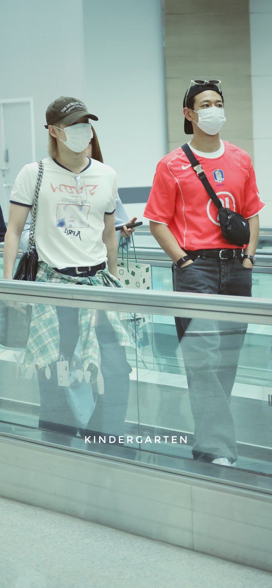 イ・ミンホ　travel  with MINHO
F4 Photo Book Amazon.com: Travel with MINHO: 9784903323428: unknown author