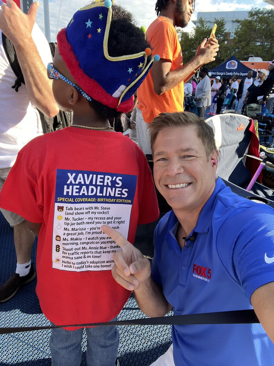 Today’s #ZipTrip off to a great start. Come say hi at National Harbor until 11am, special shoutout Xavier and Harlem who brought me a stuffed bear last year and bear socks this year 🐻 🫶