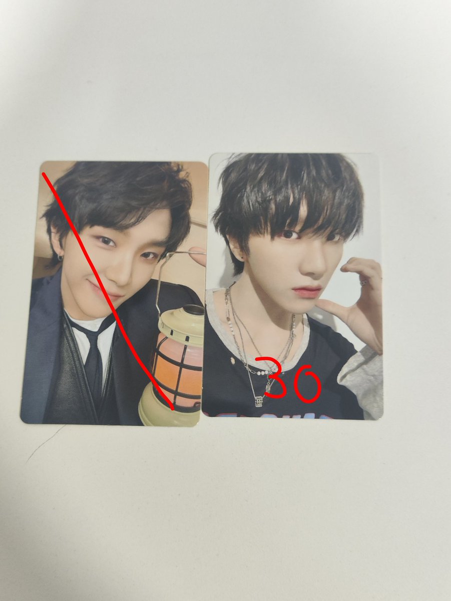 woonagixz's tweet photo. Vendo/venda

Valores na imagem + frete

- se levar mais de 5 cards posso dar desconto;
- frete por mini envios e carta registrada;
- motivo do drop: preciso do dinheiro urgentemente:(
- não aceito trocas!
- tenh feedbacks
*Photocards com uma estrela amarela só sai com outro card* https://t.co/X8AtkTEREU