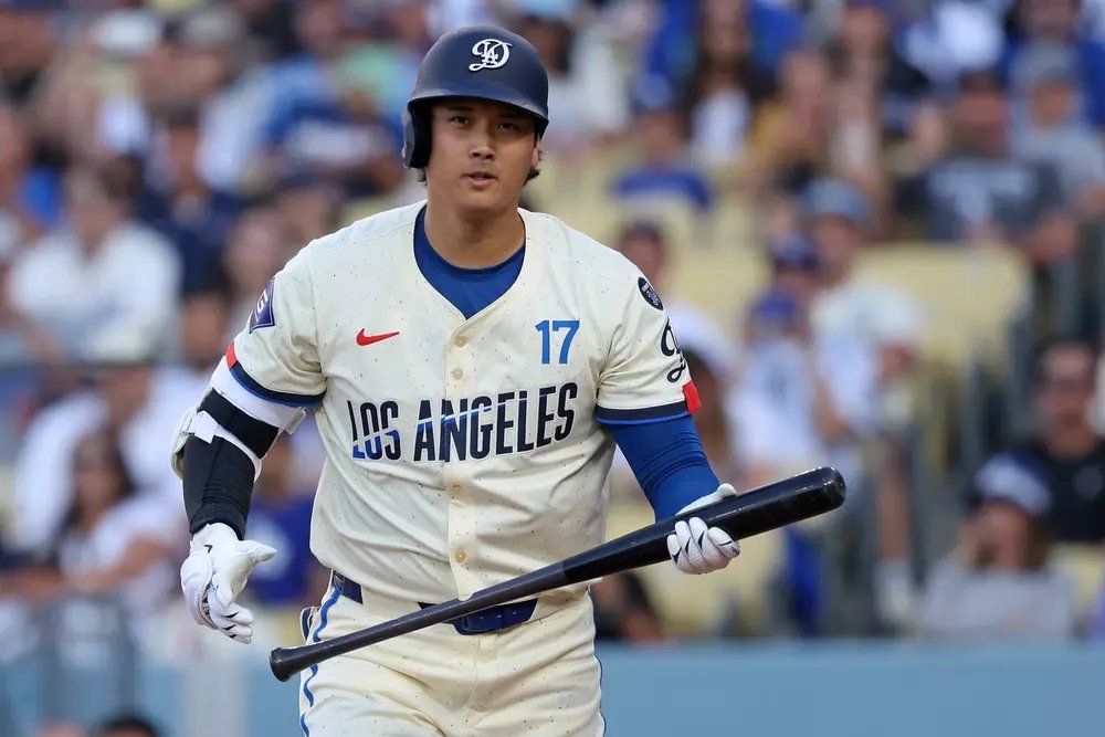 ⚾️ NL MVP odds following Kyle Schwarber's FOUR home run game yesterday (FanDuel):

📈 Schwarber: +1600 ➡️ +500
📉 Ohtani: -10000 ➡️ -900

Latest odds here: oddspedia.com/insights/baseb…