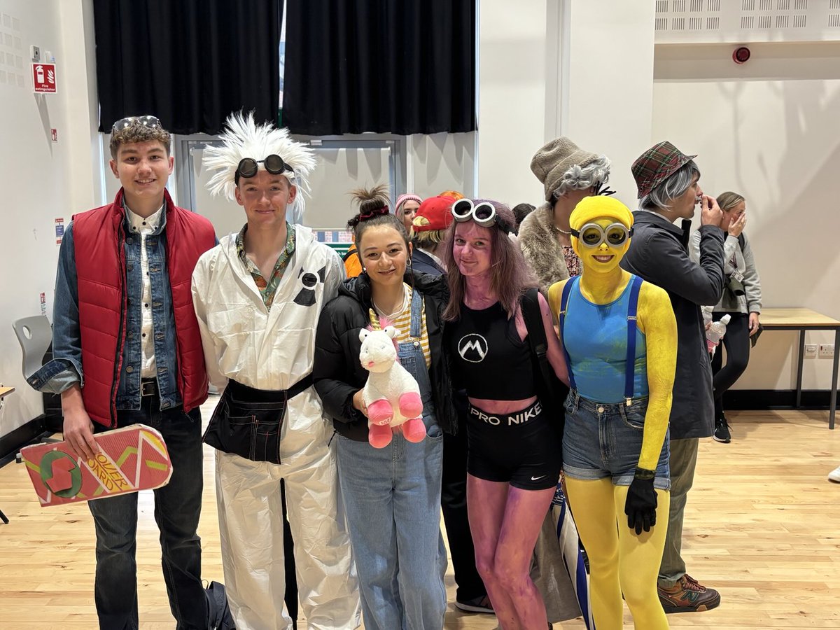 Clydeview Art & D (@clydeview_art) on Twitter photo Clydeview Academy sponsored walk a great success! A great turn out from our sixth year pupils whose fancy dress costumes are some of the best yet. <a href="/clydeview_a/">Clydeview Academy</a> Clydeview Academy sponsored walk a great success! A great turn out from our sixth year pupils whose fancy dress costumes are some of the best yet. <a href="/clydeview_a/">Clydeview Academy</a>