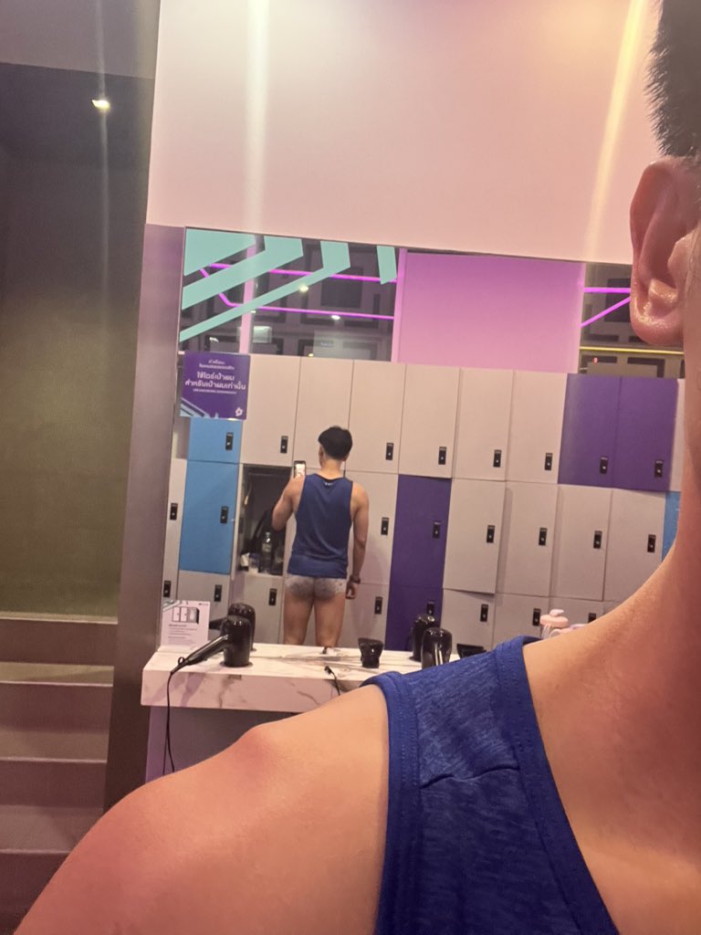 Legs day got me pumped 🍑