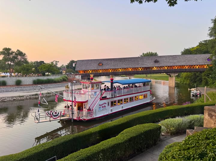 Frankenmuth River Place Shops tweet media