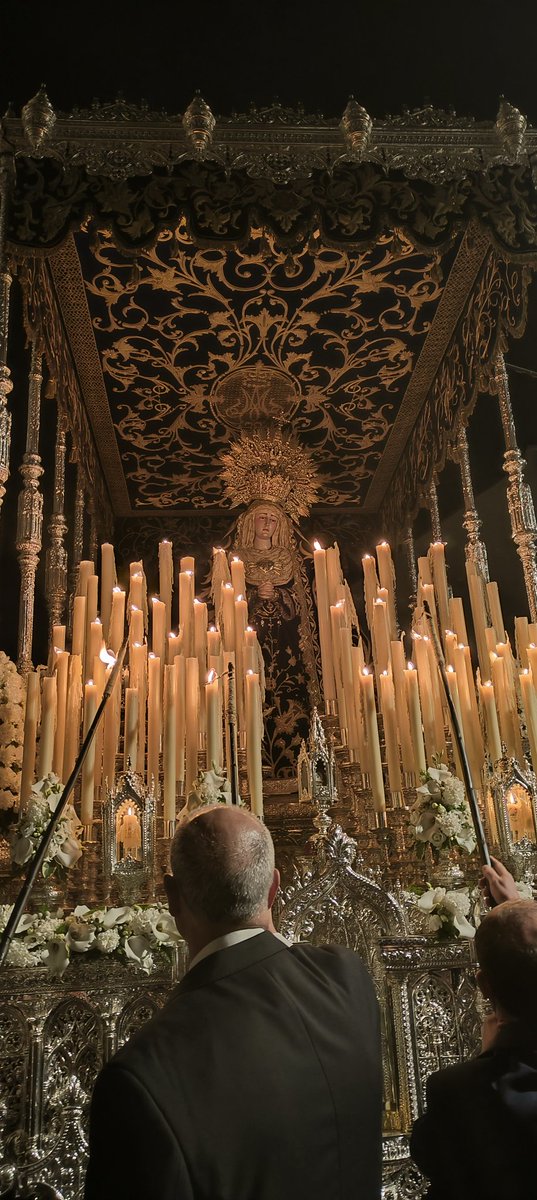 rvg427's tweet photo. La Virgen de Arahal #Arahal #Sevilla #Viernes https://t.co/1EqjVCnGhW