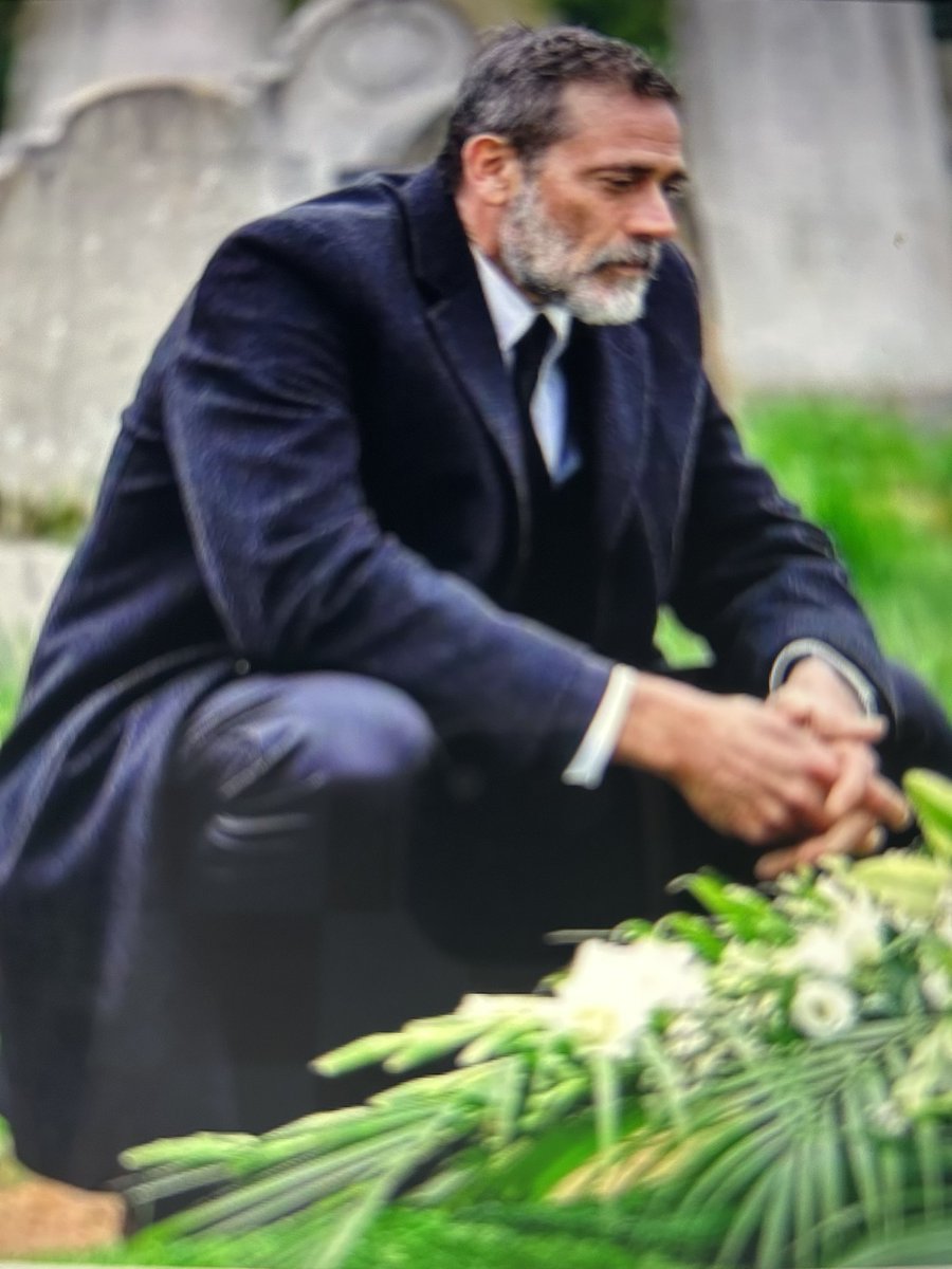 Friday JDM 🥰 #JeffreyDeanMorgan ❤️ <a href="/JDMorgan/">Jeffrey Dean Morgan</a> 🏍️