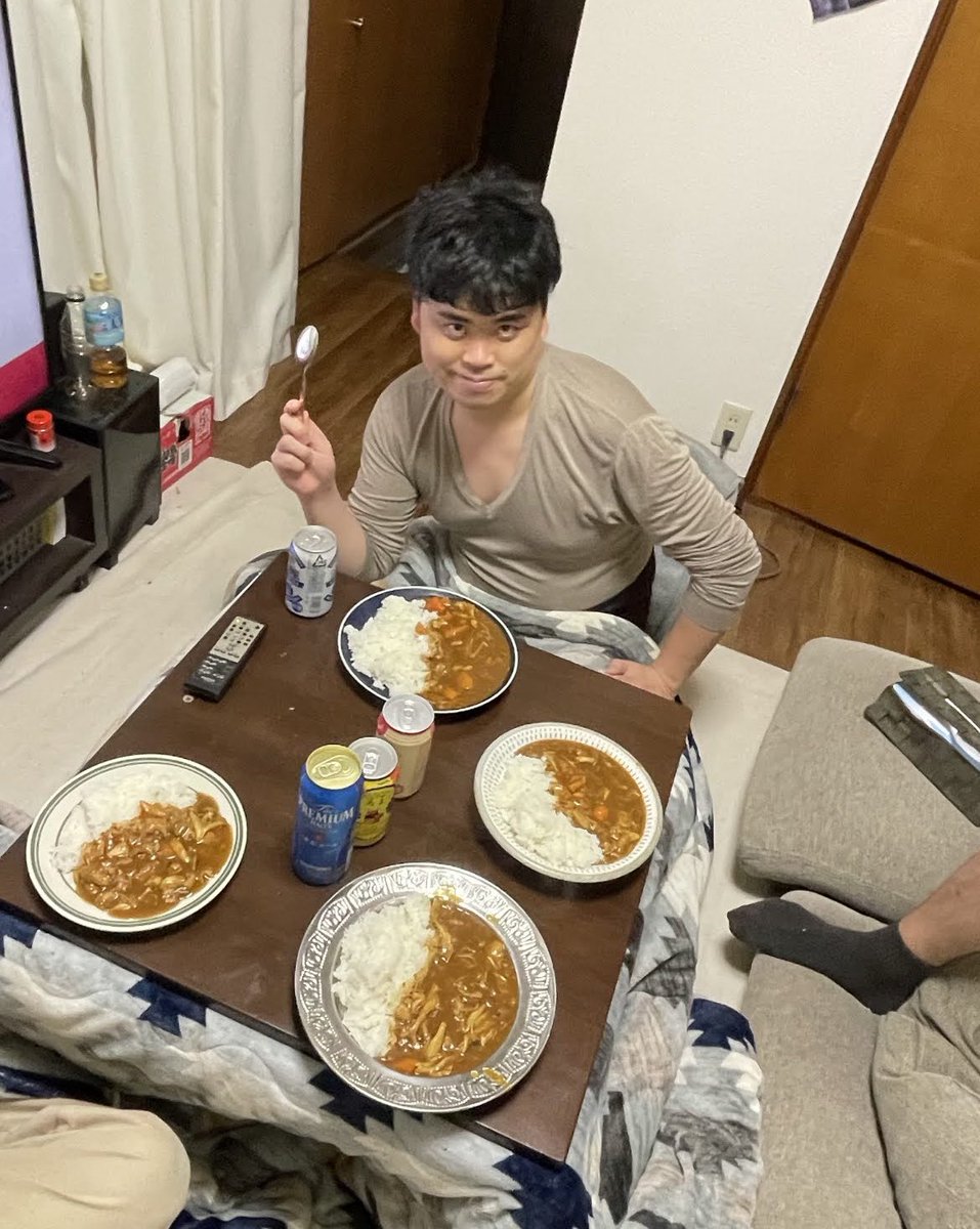 danviraHARADA's tweet photo. 今夜『コントラスト』よろしくお願いします！
ななまがりさんも一緒です🍛 https://t.co/tkdlMwkROa