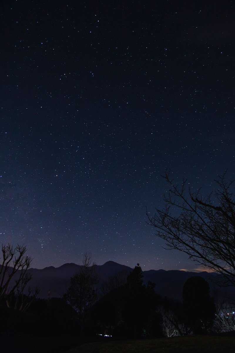 【拡散歓迎】星空と朝日の撮影会🌌（大月市）
毎冬恒例の星撮に挑戦する方を応援するイベント💫
今年は1/17(土)と2/21(土)のオールナイトで開催🙌
いつでも逃げられる暖房完備の休憩スペースを設置。
初めての方には撮れるまでサポートの星撮講習会も実施‼️
詳細情報はフォローしてお待ちください✨