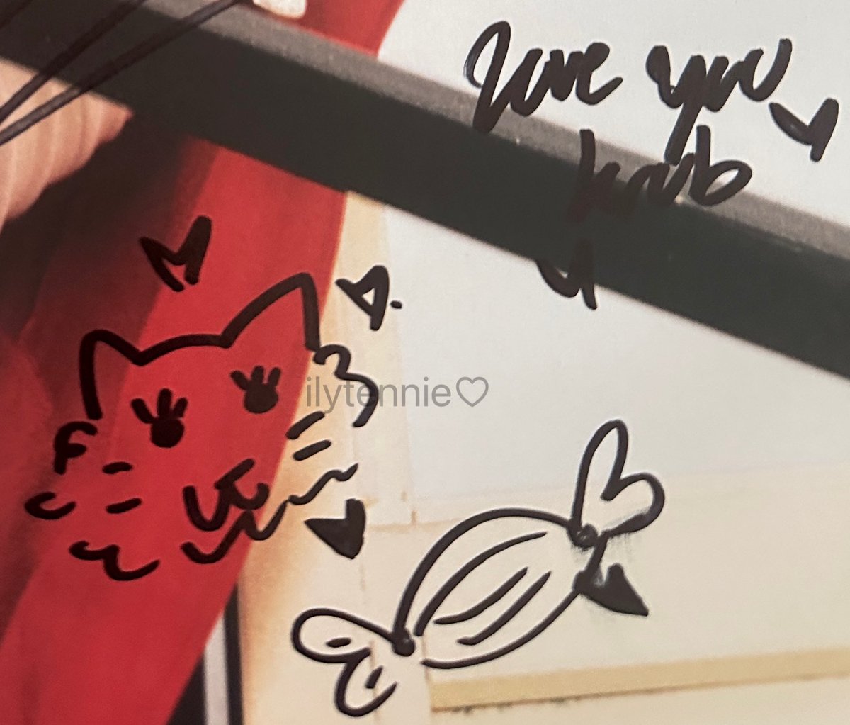 ily too ㅠㅠㅠㅠㅠㅠ♡ ละพี่เตนวาดแมวมีขนตากะลูกกวาดมาให้ด้วย ฮีวาดชั้นหรอ???😭😭😭😭